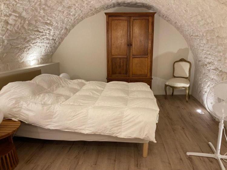 Les Matelles : Charmant Logement En Pierres Екстер'єр фото